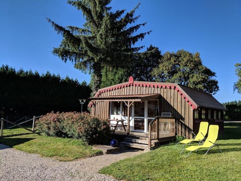 Charmantes Ferienhaus mit gemeinsamem Grill