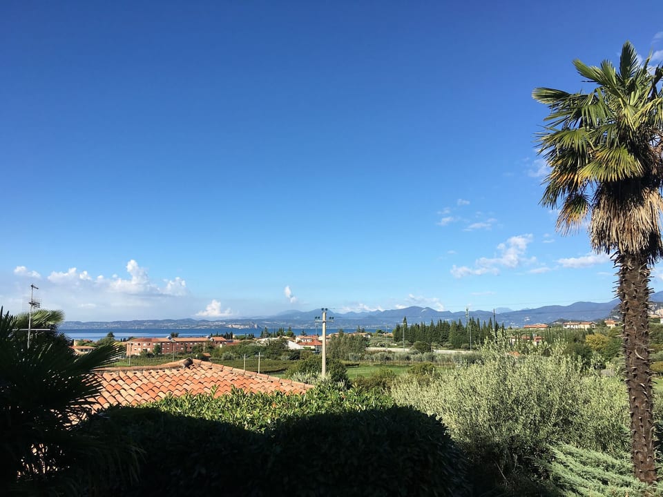 Villetta Montavolo en una ubicación panorámica impresionante - Bardolino