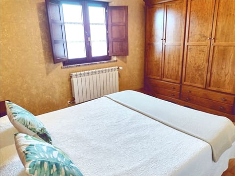 Unterkunft mit Aussicht in "Apartamentos Navalin".