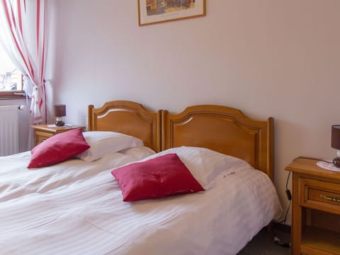 Große Ferienwohnung Gite mit Terrasse