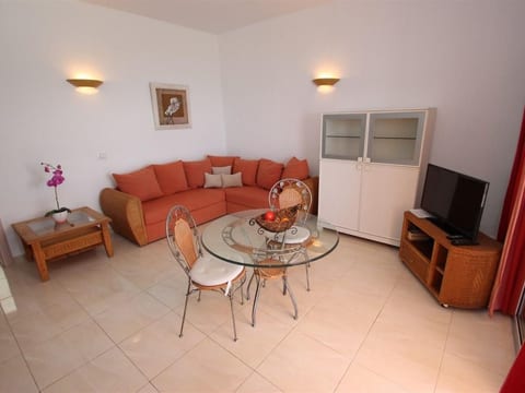 Wohnung Paloma mit Terrasse und Gemeinschaftspool