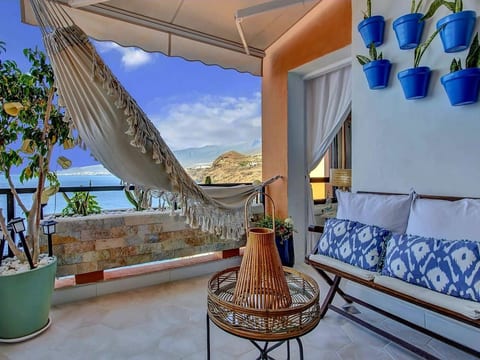 Luxuriöser Rückzugsort mit direktem Meerzugang und Pool