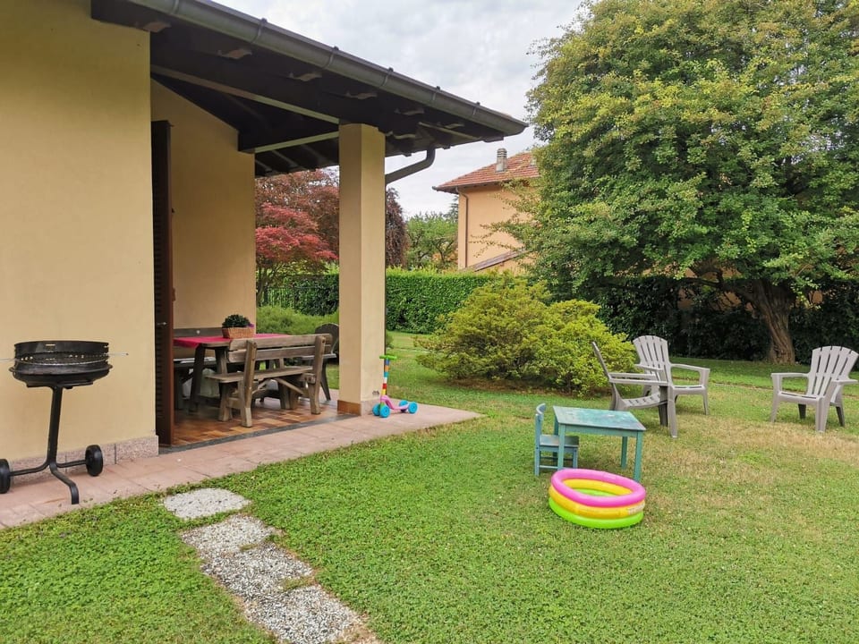 Villa Biancospino See Monate - Travedona Monate