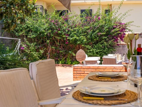 Villa Valencia
