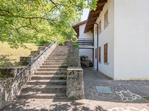 Bella Viesta