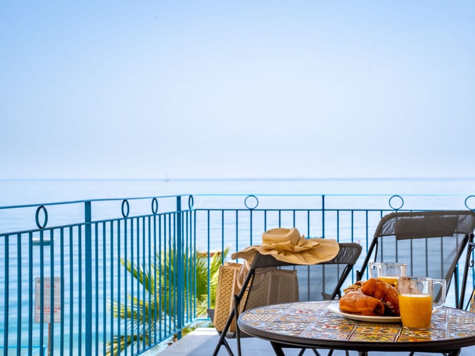 Appartement au bord de la mer 'Casa Serafina Sinfonia - Letojanni