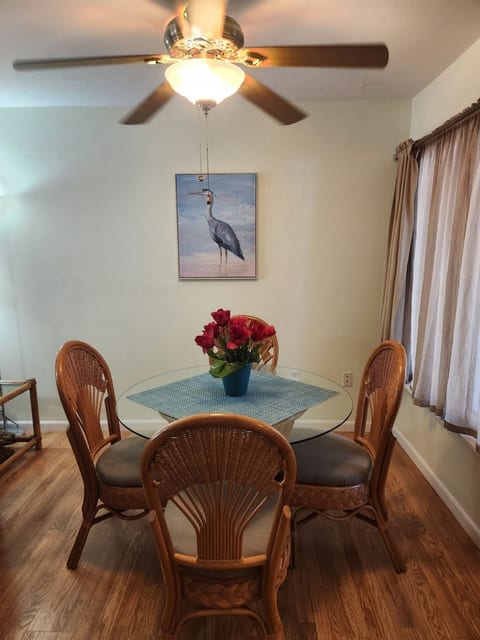 Bermuda Bay Beach and Racquet Club Condo. 2bdrm/2b