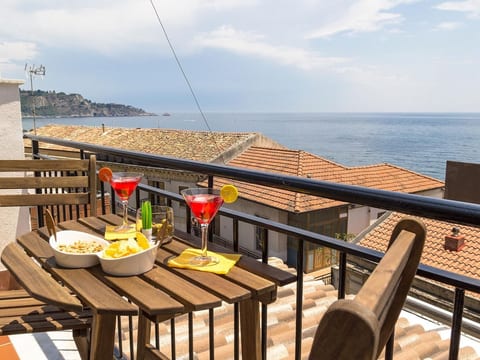 Zina Suite in Giardini Naxos