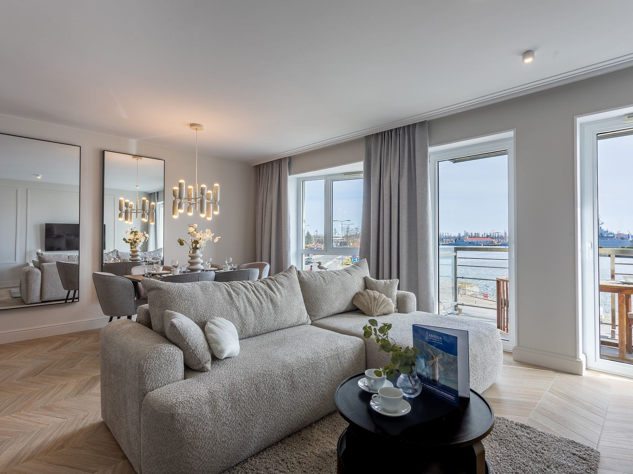 Concha mit Blick auf den Hafen