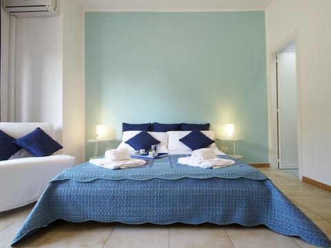 Taormina Studio 001