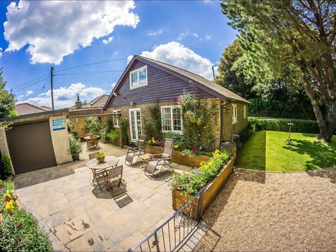 Schönes Ferienhaus in Hastings mit Whirlpool, Terrasse und Garten