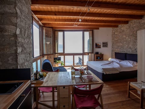 Calamondino Studio Sonne, Entspannung und Seeblick