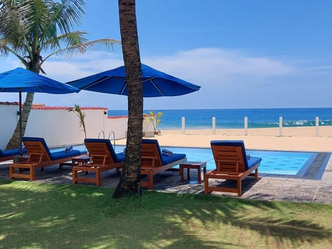 mit Privatpool für 8 Personen ca. 450 m&sup2; in Thiranagama, Südküste Sri Lank