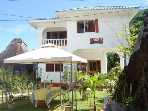 Erdgeschosswohnung mit Grill in Mare Anglaise