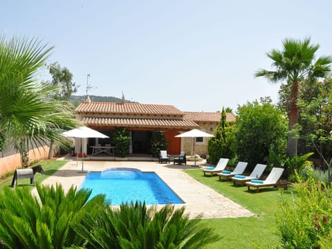 Villa Vista Verde mit Pool und Garten