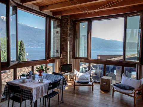 Kumquat Studio mit Garten- und Seeblick
