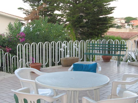Villa Aliotis 200m vom Meer entfernt