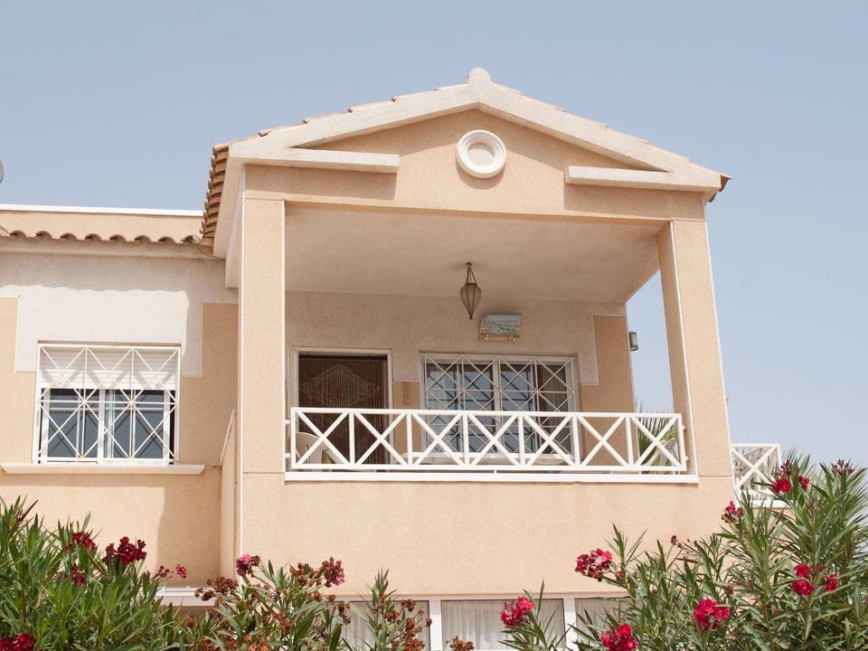 Appartement avec terrasse sur le toit et balcon plus piscine commune, à proximité de - Torrevieja