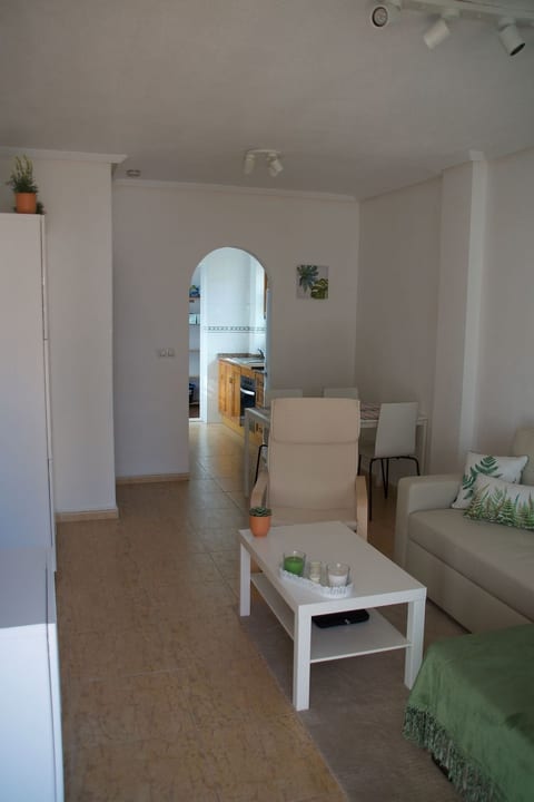 Hübsche Erdgeschosswohnung mit großem Garten