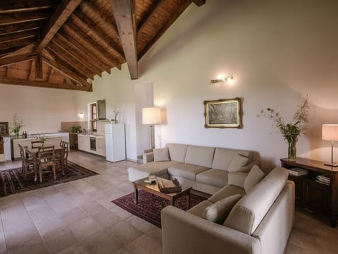 'Barbera' mit Pool
