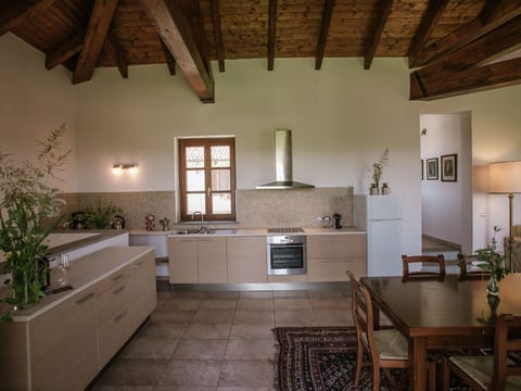 'Barbera' mit Pool