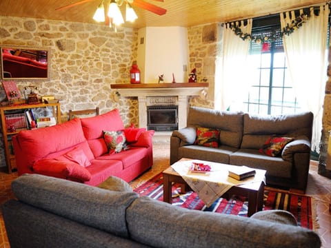 Casa Rural Os Carballos