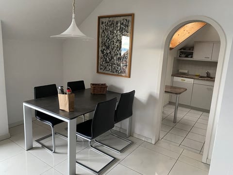 Apartment 360