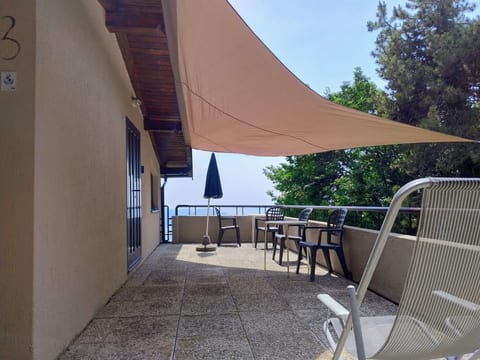 Wohnung mit Terrasse mit Blick auf den Gardasee