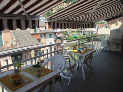 Ferienzimmer 'Mansarda Lina' mit Terrasse