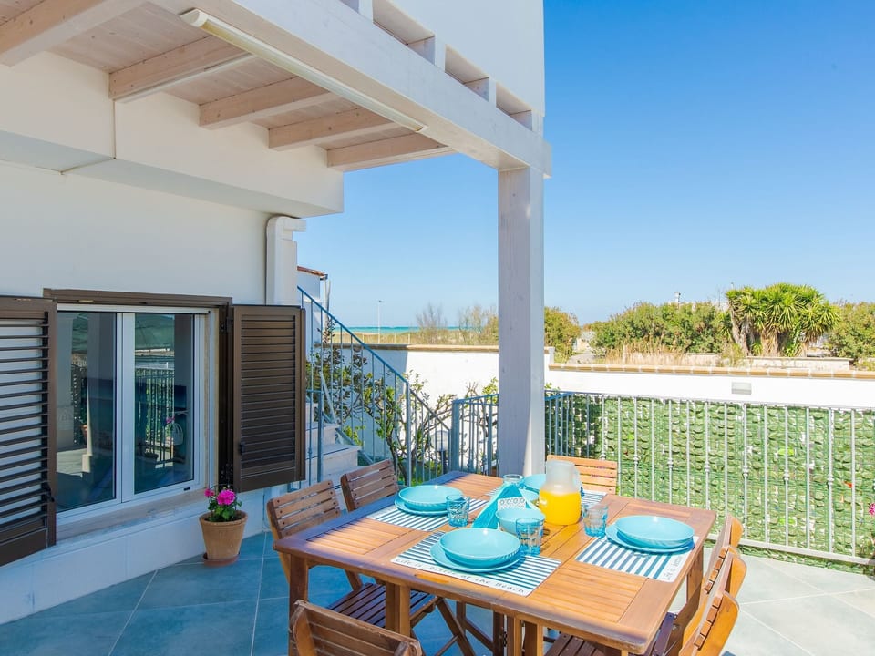Villa Laura 50 m vom Sandstrand entfernt - Carovigno
