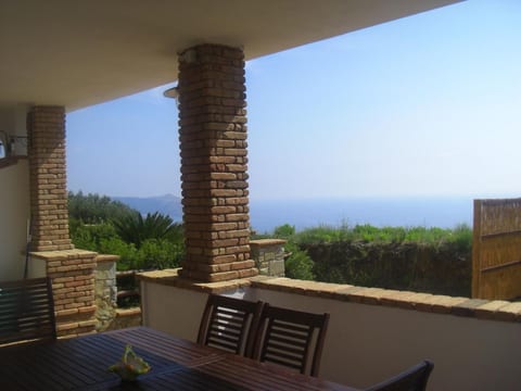 in Cilento, Caprioli,  mit Grill und Garten