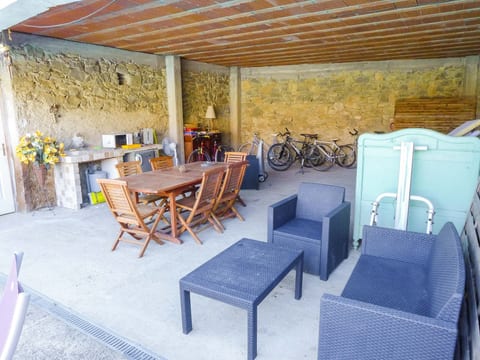 Schönes Ferienhaus mit Pool