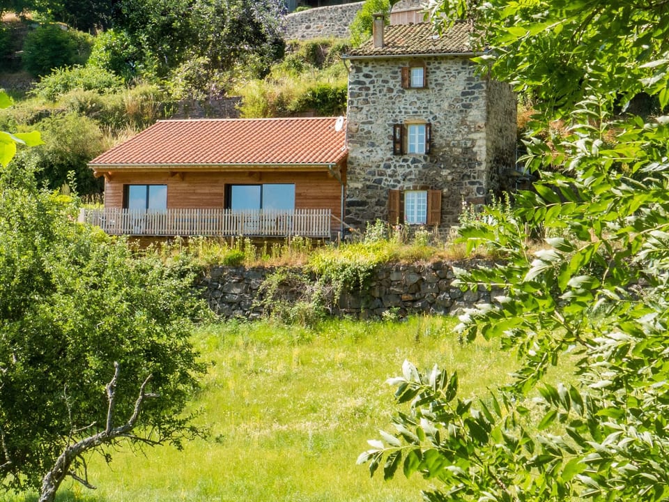 Gemütliches Steinhaus mit Garten - Chanac