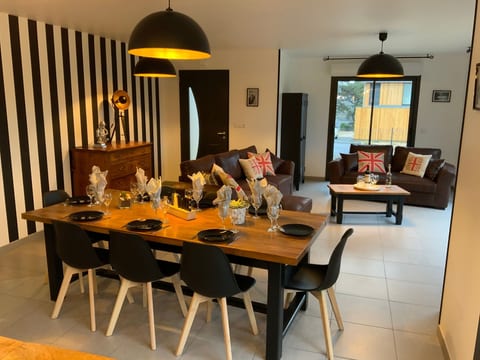 L Atelier Veulais