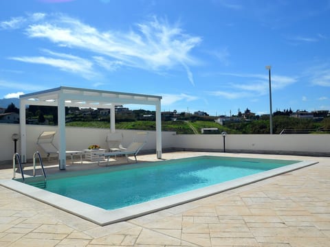 Chalet mit privatem Pool 8 Plätze klimatisiert Parkplatz bbq