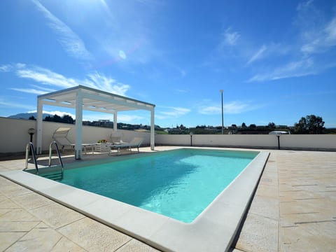 Chalet mit privatem Pool 8 Plätze klimatisiert Parkplatz bbq