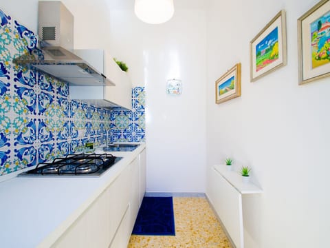 Il Mulino - Zweizimmerwohnung im Zentrum von Ceraso mit Kochnische, bis zu 3 Pe
