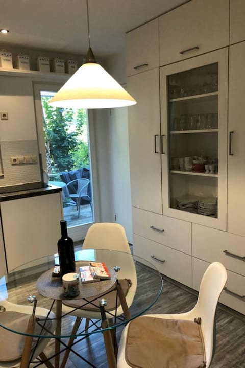 Reetdach Ferienhaus am Lübbesee Sauna Bootsteg neu