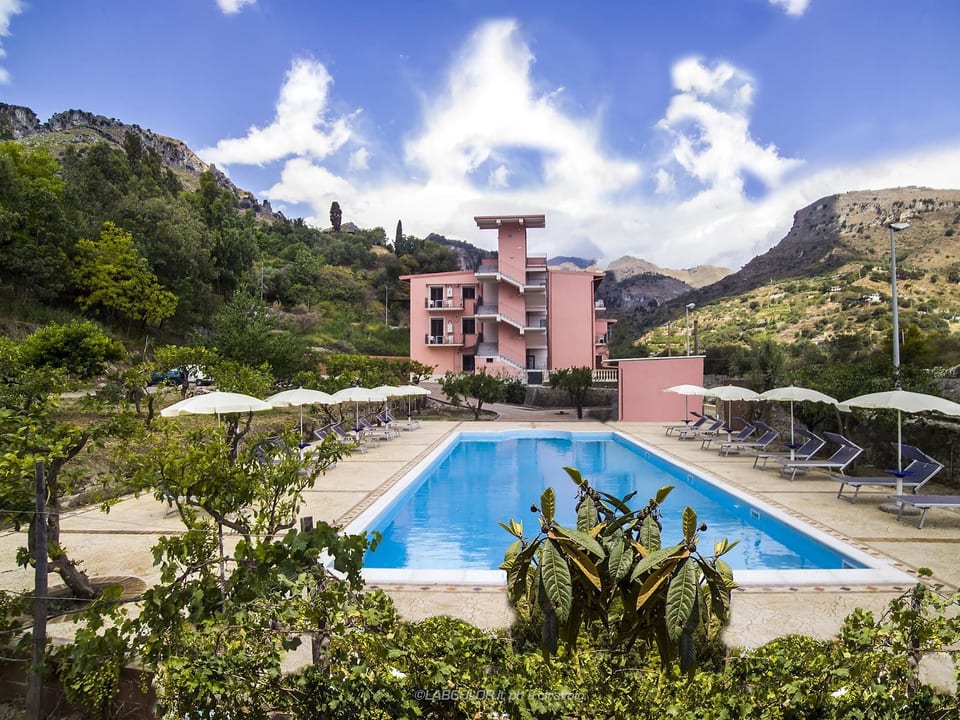 en Letojanni con terraza - Letojanni