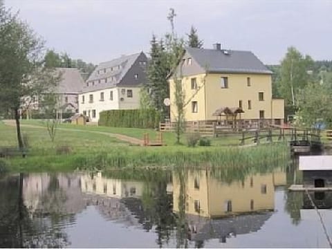 Vakantiehuis "Haus Talschänke" met terras
