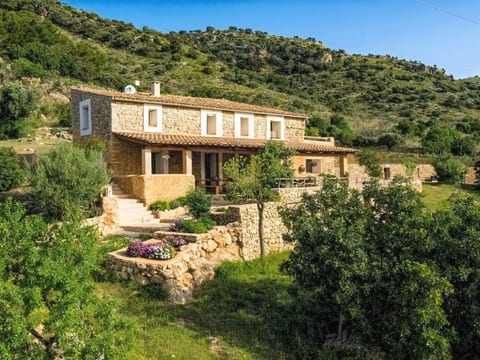Beeindruckende Finca mit Pool und Klimatisierung