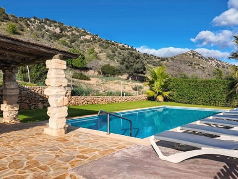 Beeindruckende Finca mit Pool und Klimatisierung