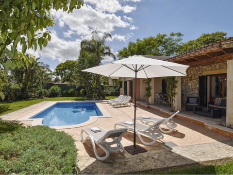 Moderne Villa mit privatem Pool in Crestatx
