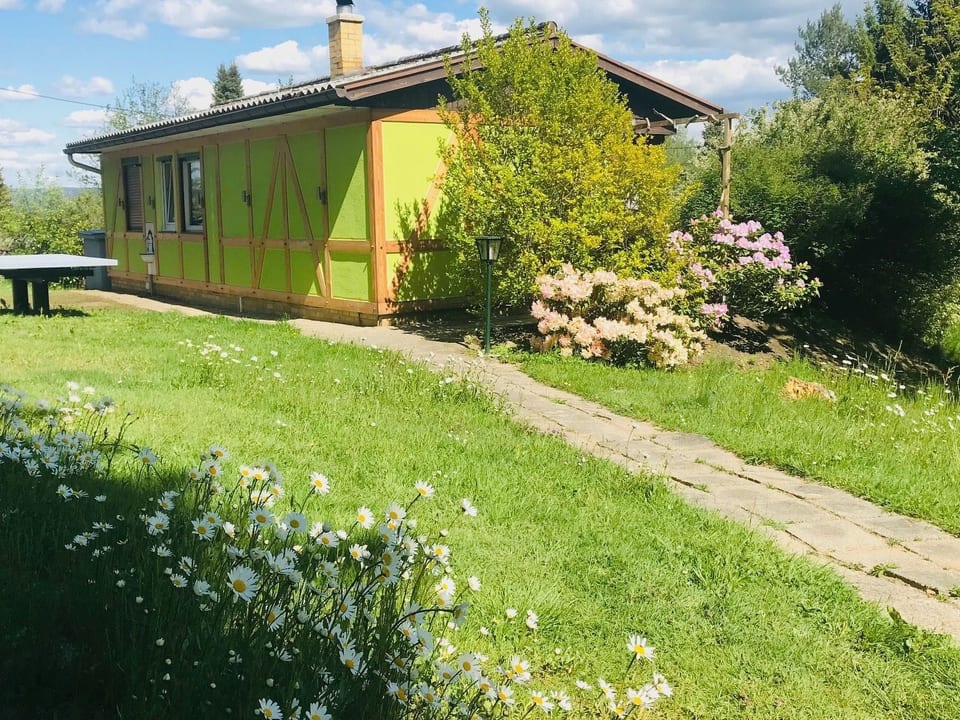 Bungalow mit Garten, Grill und Terrasse - Bad Elster