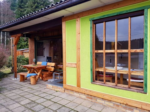 Bungalow mit Garten, Grill und Terrasse