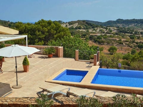 Schöne Finca mit Aussicht, Pool und Jacuzzi