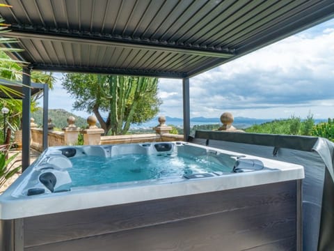 Villa 'Oscols d'Alt' mit eigenem Pool