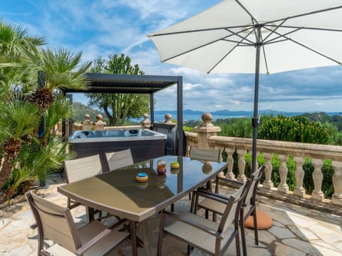 Villa 'Oscols d'Alt' mit eigenem Pool