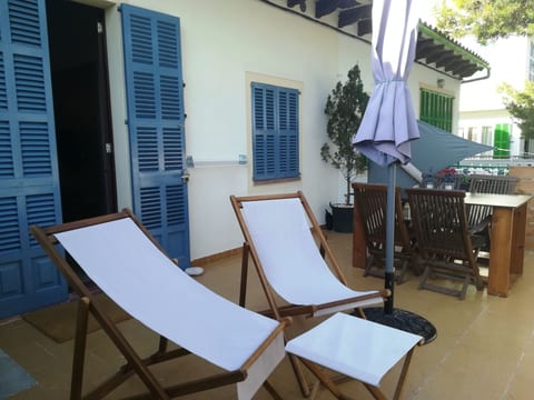 Touristenwohnung "Pins" mit Terrasse