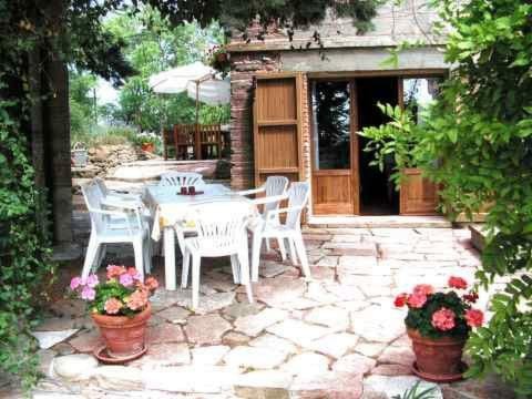Ca Piero - antikes Borgo mit Pool